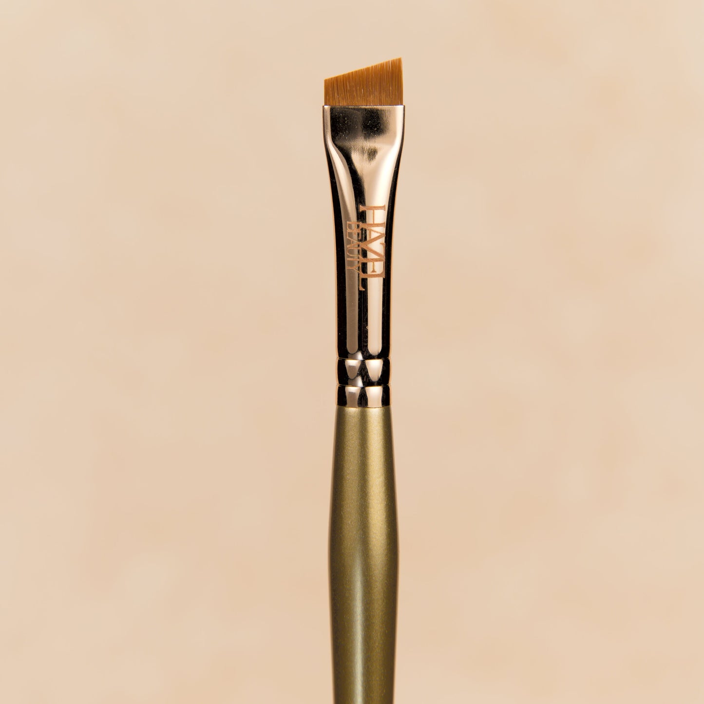 Opulence Angled Flat Brush