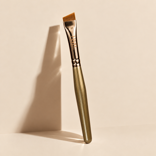 Opulence Angled Flat Brush